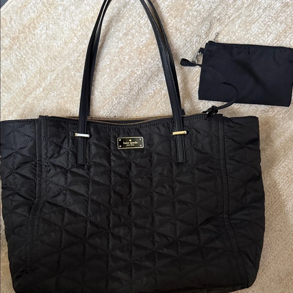 Kate Spade Black Quilted Tote with attached mini pouch (Excellent Condition) - Picture 4 of 4